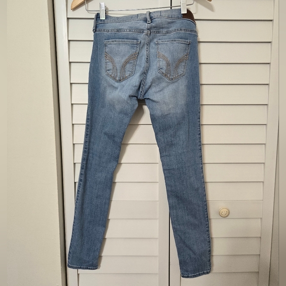 Hollister Womens Blue Jeans Suprr Skinny Low Rise Size 3S W26 L28 - Picture 2 of 16